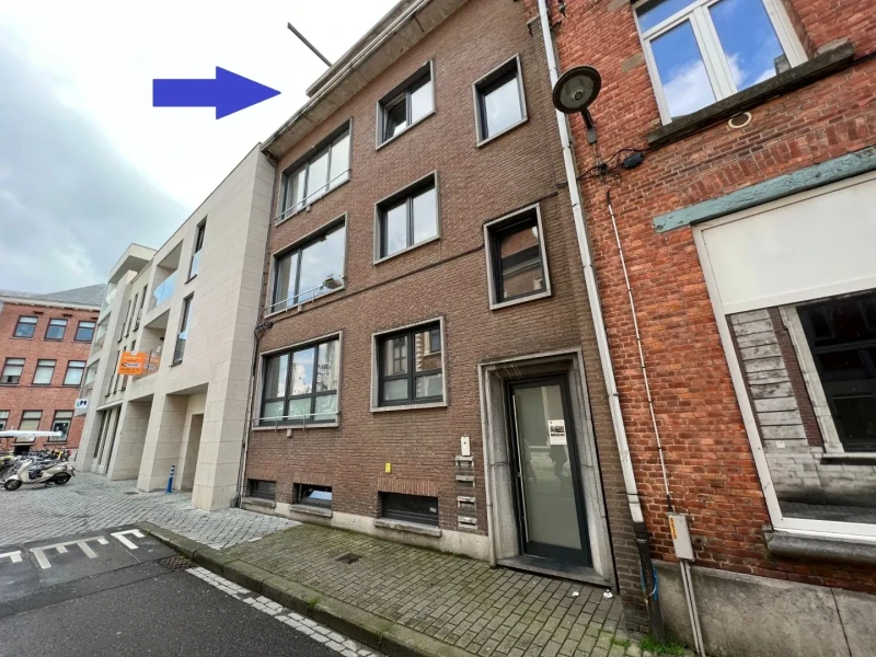 App. met 2 slpks, terras en lateraal zicht op Grote Markt