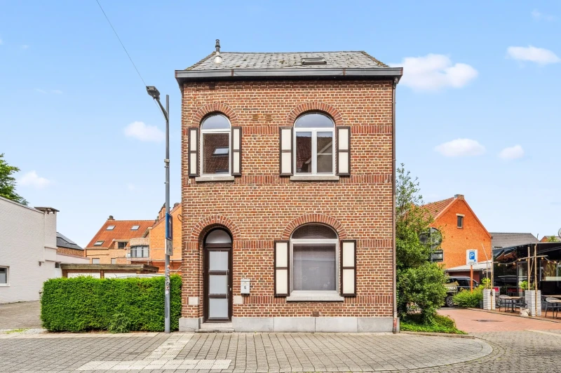 2 vergunde appartementen of 1 huis pal in centrum Herk-de-Stad
